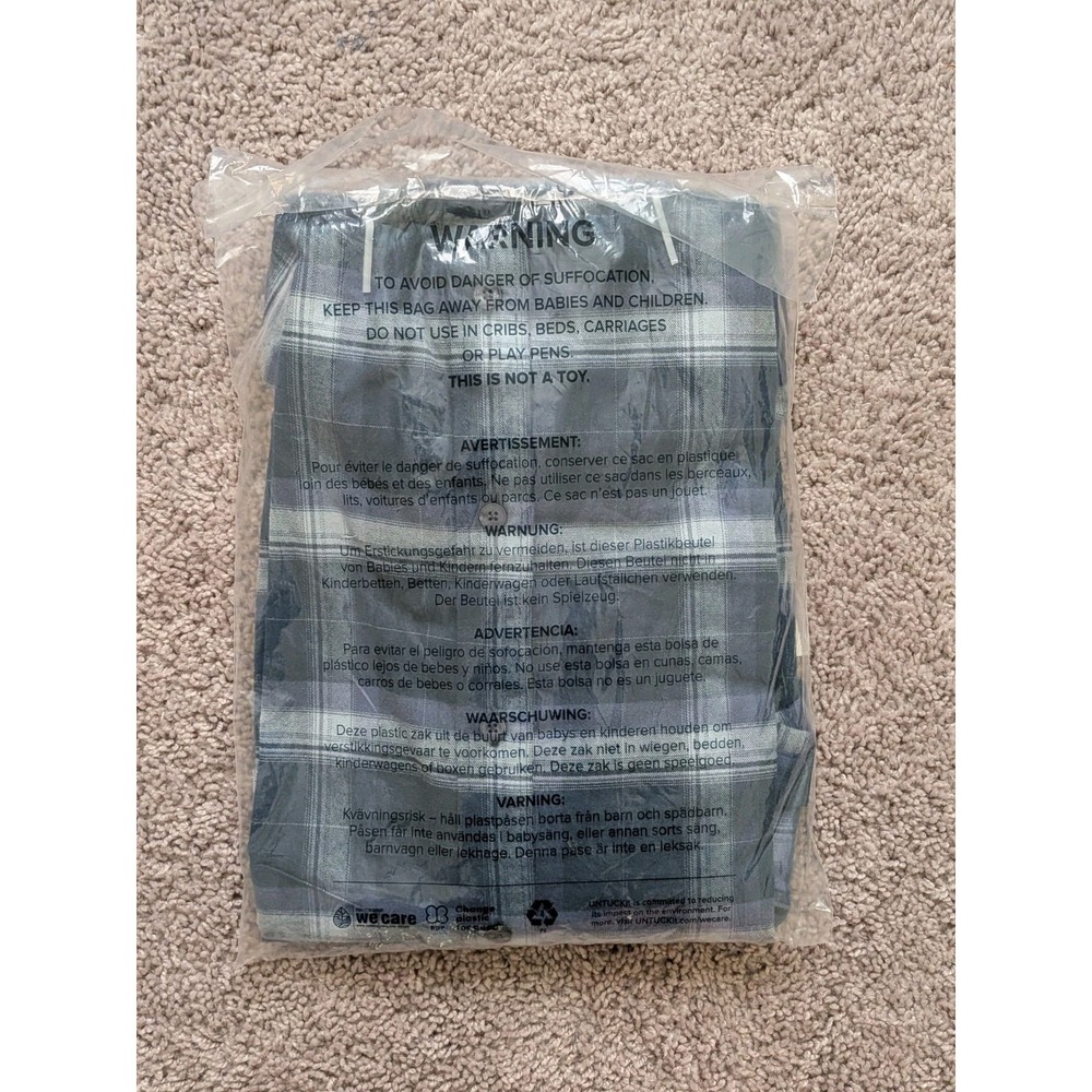 UNTUCKit Performance Button Up Barker Long Sleeve Navy Men Large Regular Fit NWT - Picture 7 of 7